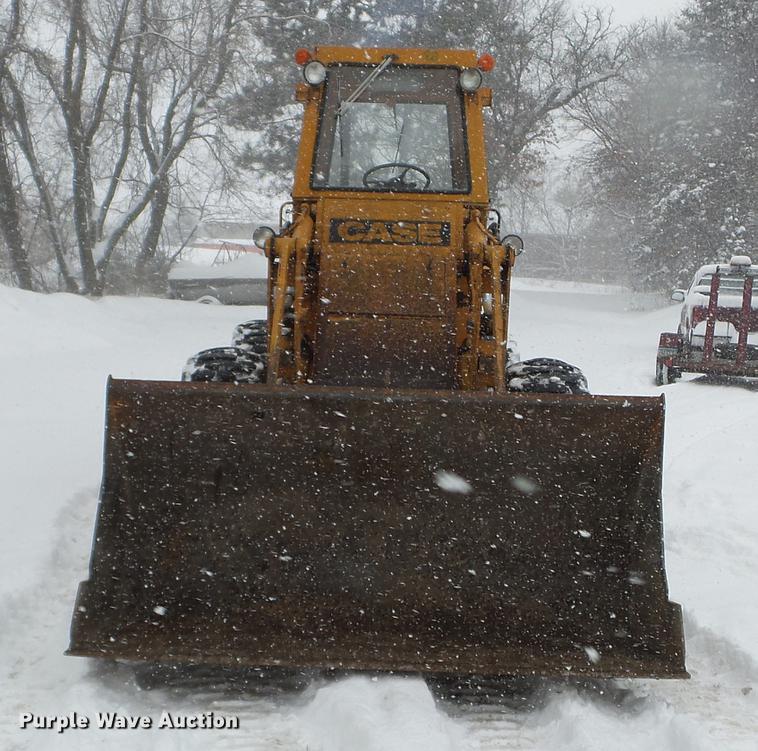 image for item EW9946 1971 Case W18 wheel loader