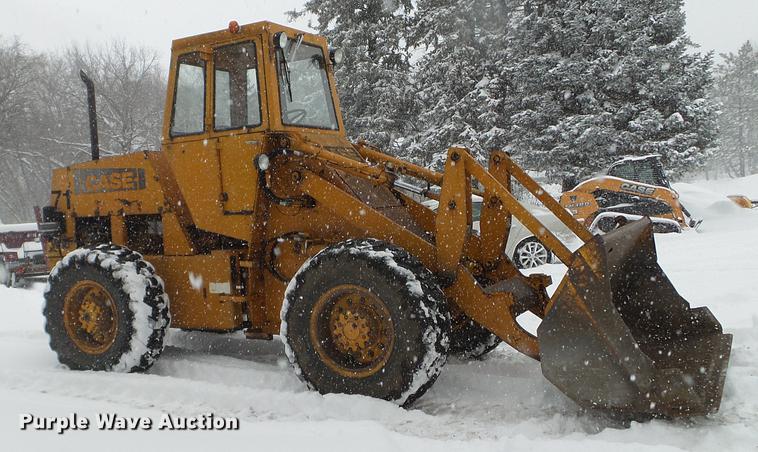 image for item EW9946 1971 Case W18 wheel loader