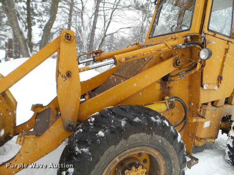 image for item EW9946 1971 Case W18 wheel loader