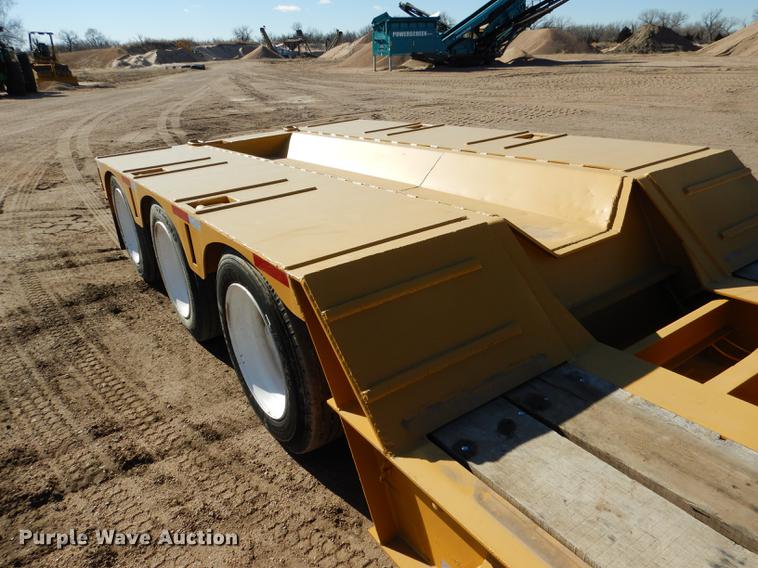 image for item FA9259 1994 Load King PHD 80/100-3 low boy equipment trailer