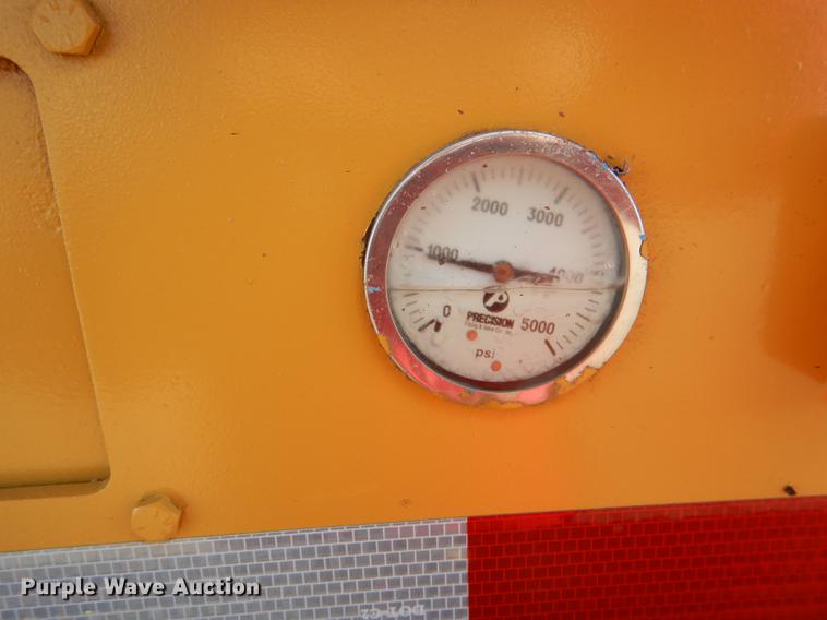 image for item FA9259 1994 Load King PHD 80/100-3 low boy equipment trailer