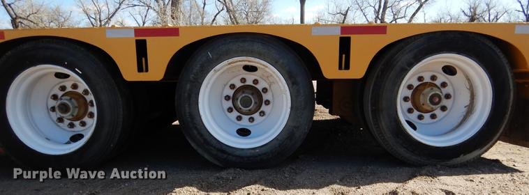 image for item FA9259 1994 Load King PHD 80/100-3 low boy equipment trailer