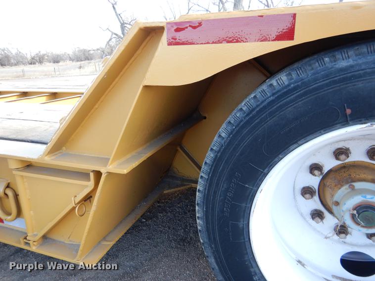 image for item FA9259 1994 Load King PHD 80/100-3 low boy equipment trailer