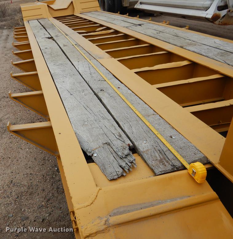 image for item FA9259 1994 Load King PHD 80/100-3 low boy equipment trailer