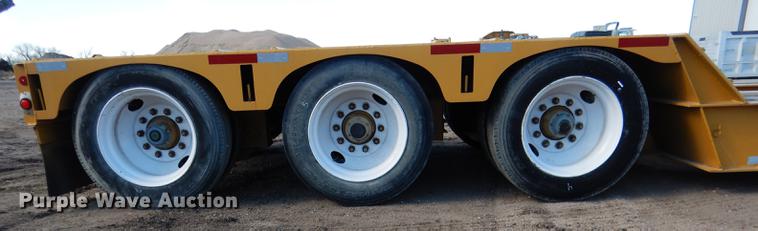 image for item FA9259 1994 Load King PHD 80/100-3 low boy equipment trailer