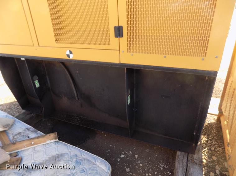 image for item FH9052 2007 Caterpillar C4.4 generator