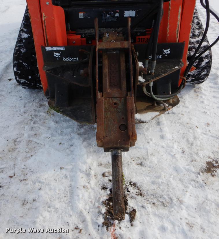 image for item FI9550 Bobcat 2560 skid steer breaker
