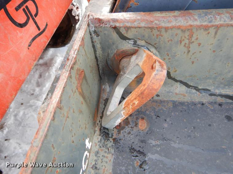 image for item FI9550 Bobcat 2560 skid steer breaker