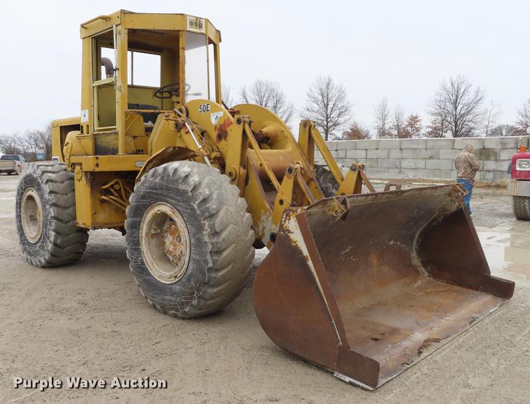 image for item L1493 1974 Caterpillar 950 wheel loader