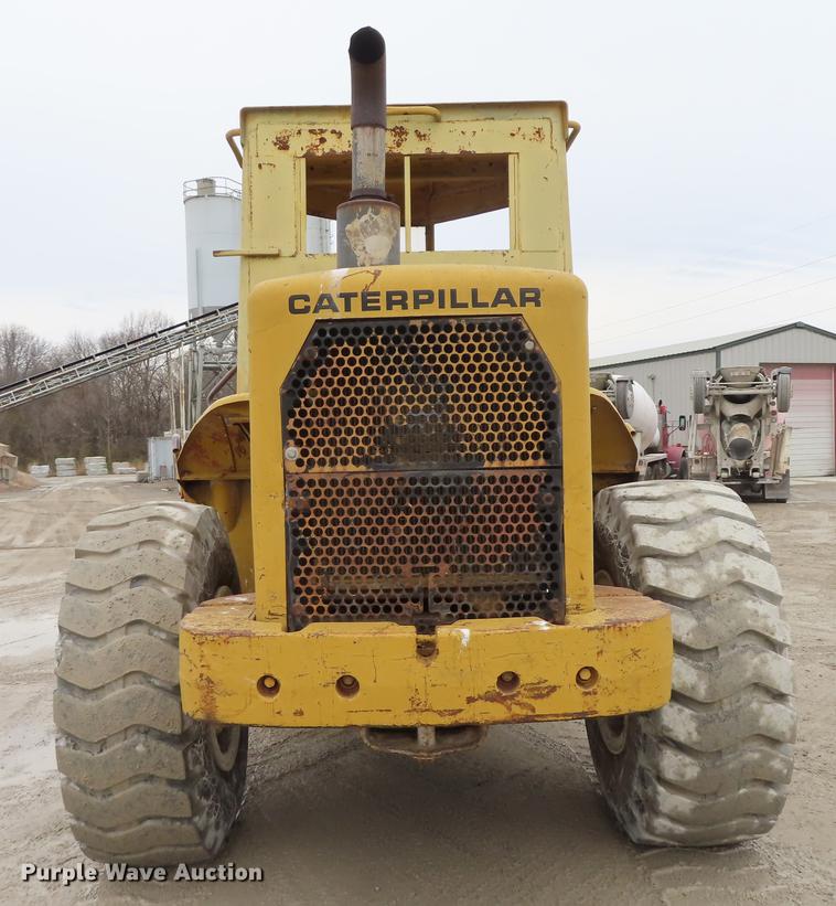 image for item L1493 1974 Caterpillar 950 wheel loader