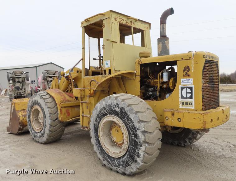 image for item L1493 1974 Caterpillar 950 wheel loader