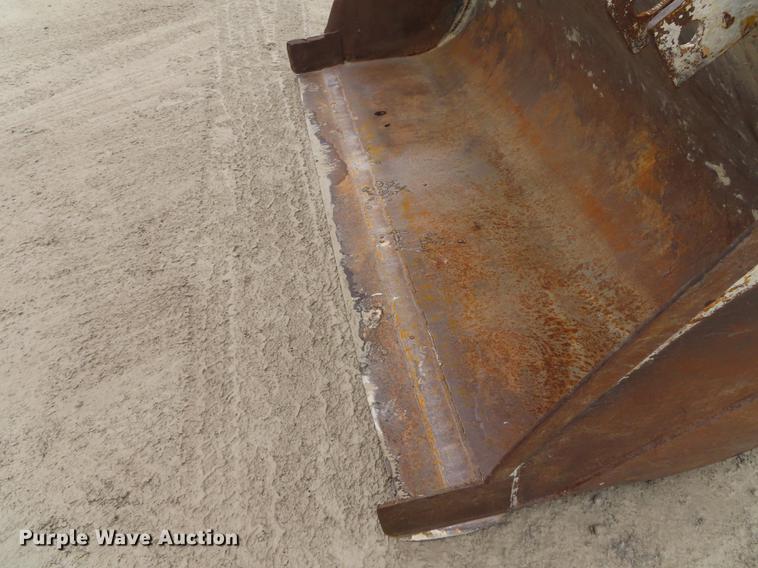 image for item L1493 1974 Caterpillar 950 wheel loader