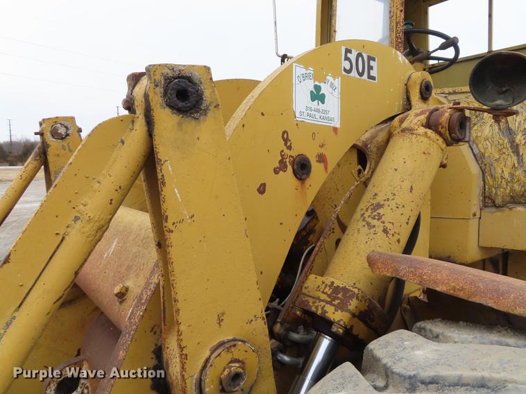 image for item L1493 1974 Caterpillar 950 wheel loader