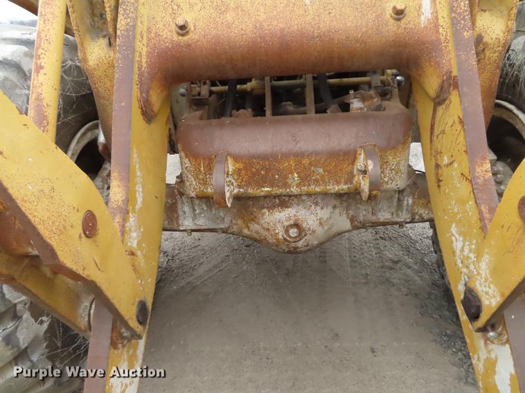 image for item L1493 1974 Caterpillar 950 wheel loader
