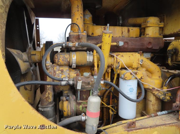 image for item L1493 1974 Caterpillar 950 wheel loader