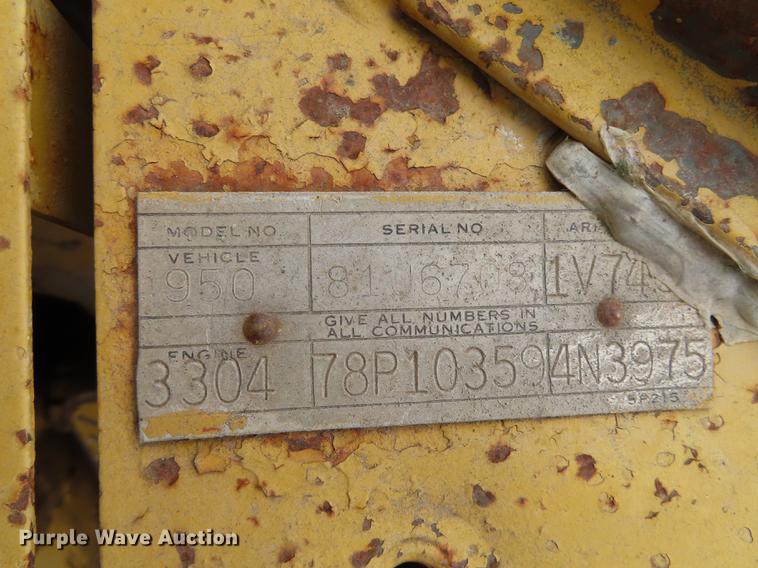 image for item L1493 1974 Caterpillar 950 wheel loader