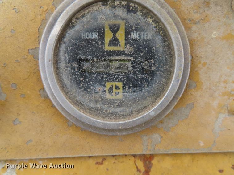 image for item L1493 1974 Caterpillar 950 wheel loader