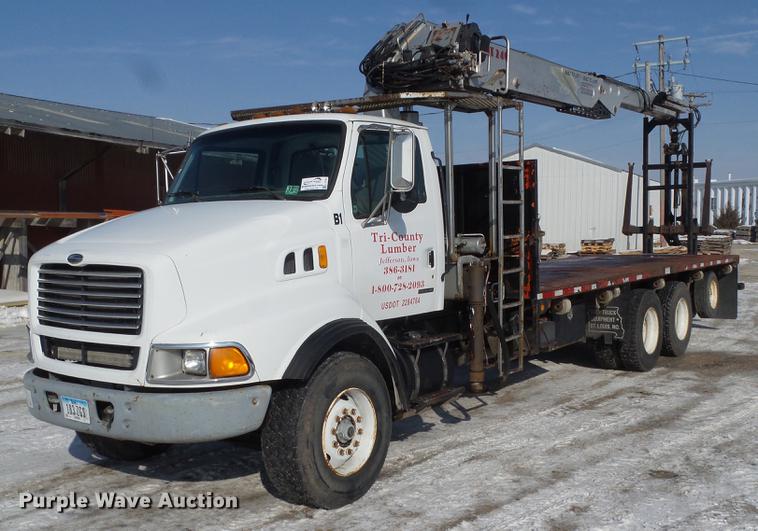 image for item L5735 2000 Sterling LT9500 crane truck