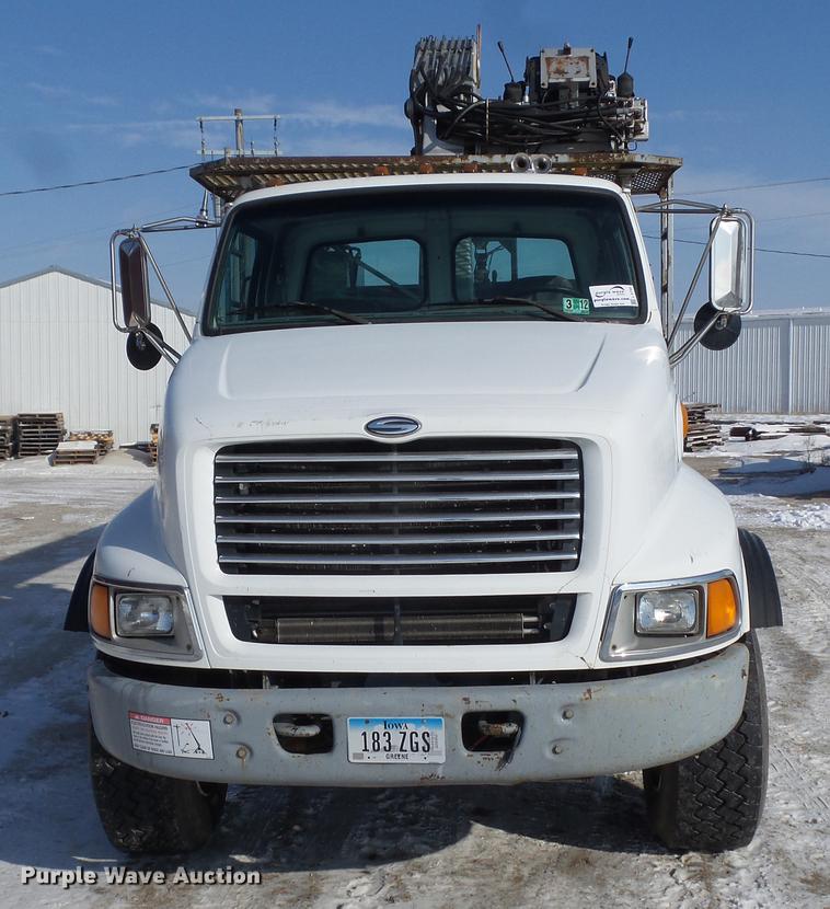 image for item L5735 2000 Sterling LT9500 crane truck