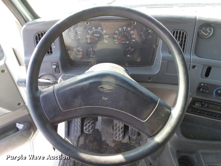 image for item L5735 2000 Sterling LT9500 crane truck