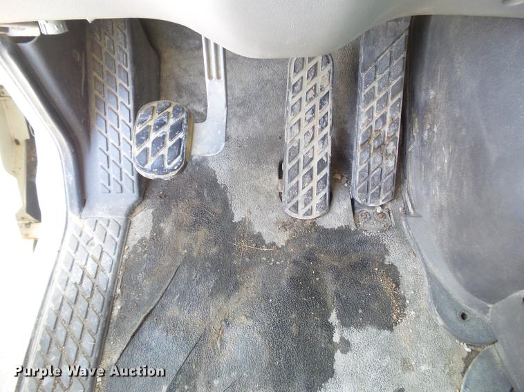 image for item L5735 2000 Sterling LT9500 crane truck