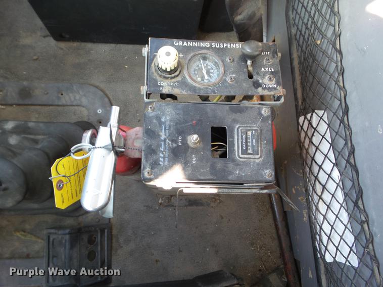 image for item L5735 2000 Sterling LT9500 crane truck