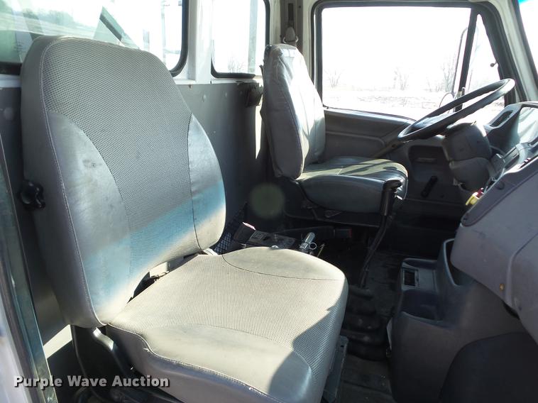 image for item L5735 2000 Sterling LT9500 crane truck