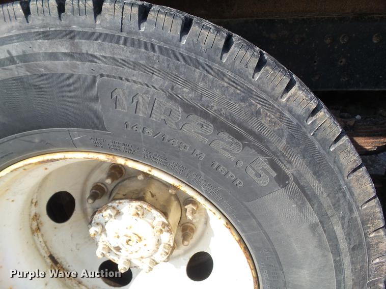 image for item L5735 2000 Sterling LT9500 crane truck