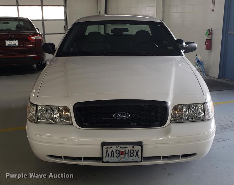 image for item AV9285 2010 Ford Crown Victoria Police Interceptor