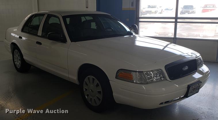 image for item AV9285 2010 Ford Crown Victoria Police Interceptor