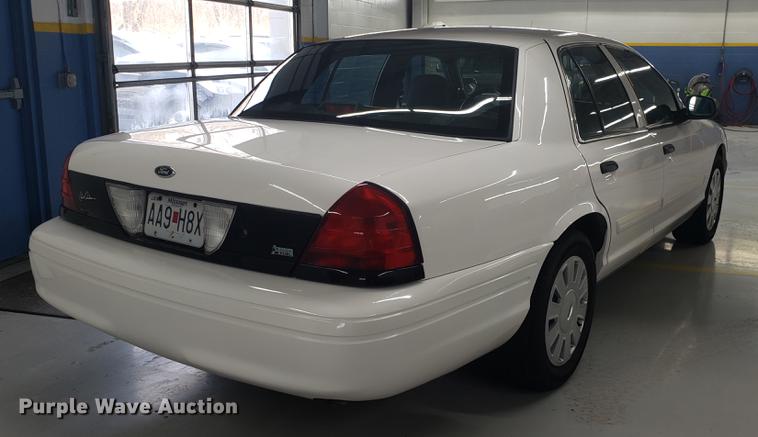 image for item AV9285 2010 Ford Crown Victoria Police Interceptor