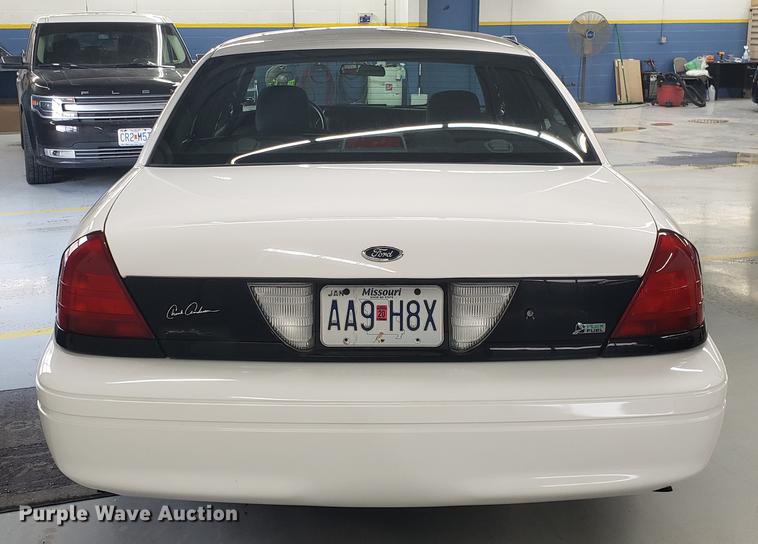 image for item AV9285 2010 Ford Crown Victoria Police Interceptor