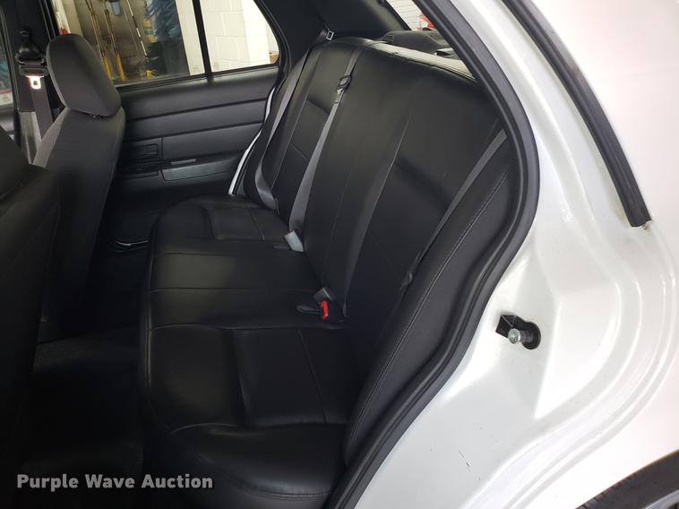 image for item AV9285 2010 Ford Crown Victoria Police Interceptor