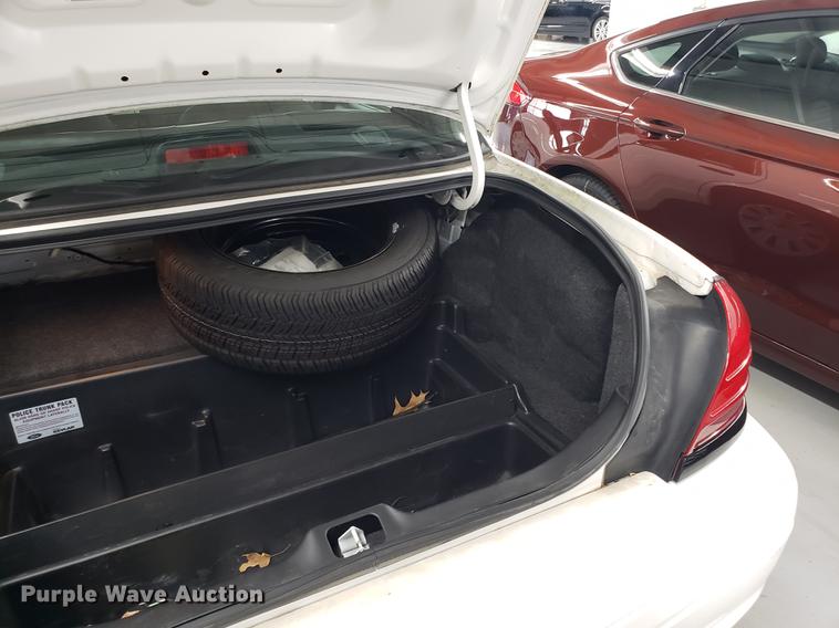 image for item AV9285 2010 Ford Crown Victoria Police Interceptor