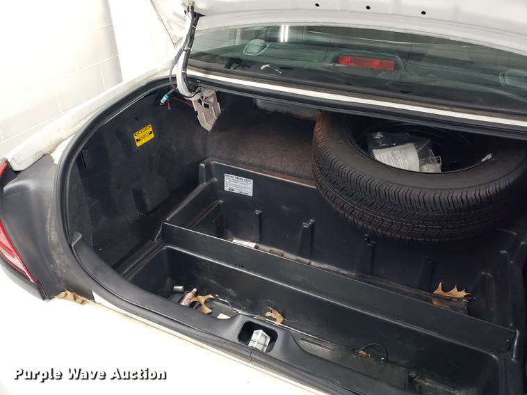 image for item AV9285 2010 Ford Crown Victoria Police Interceptor