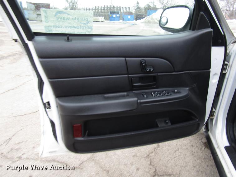 image for item DB6799 2006 Ford Crown Victoria Police Interceptor