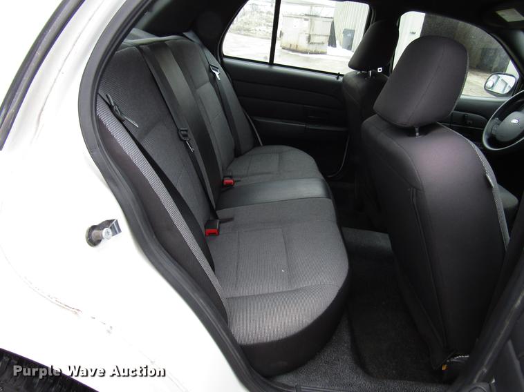 image for item DB6799 2006 Ford Crown Victoria Police Interceptor