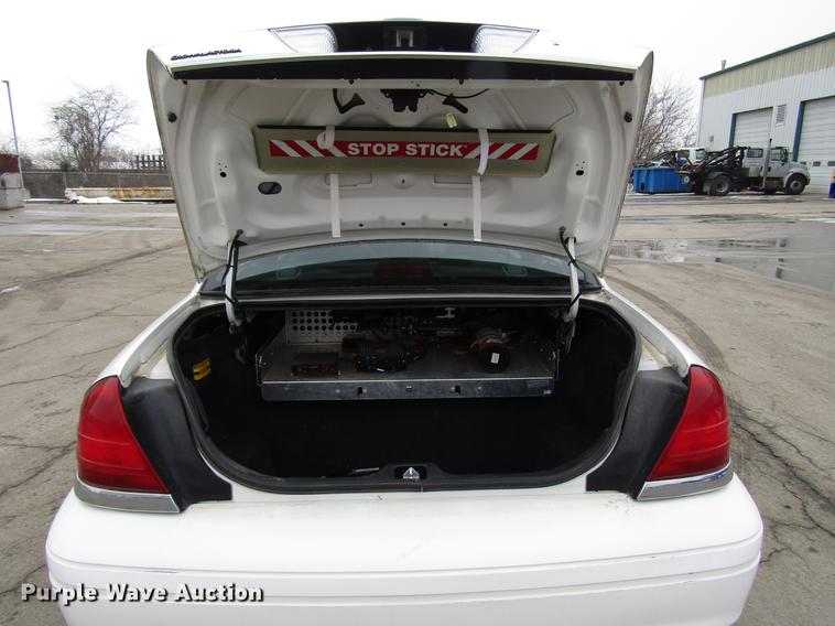 image for item DB6799 2006 Ford Crown Victoria Police Interceptor