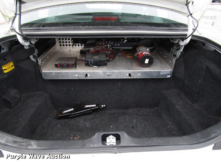 image for item DB6799 2006 Ford Crown Victoria Police Interceptor