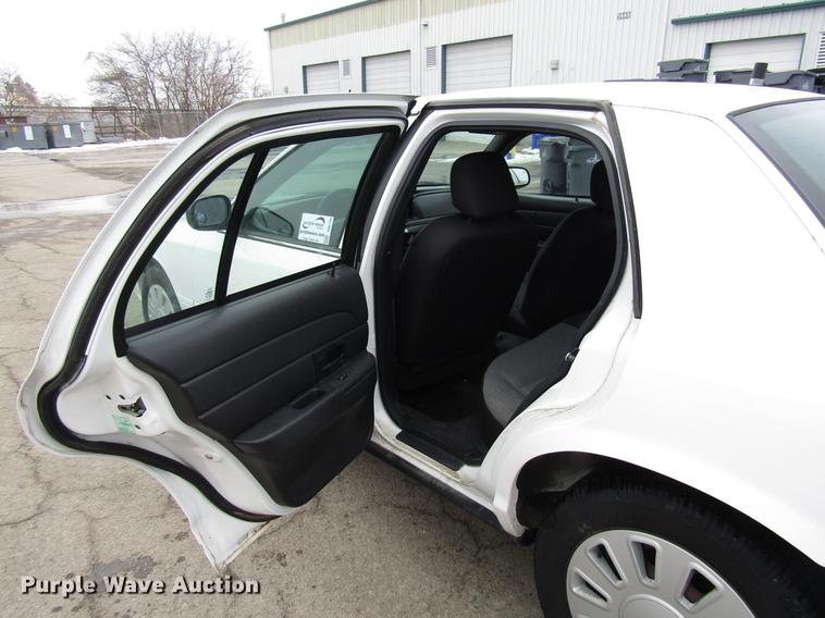 image for item DB6799 2006 Ford Crown Victoria Police Interceptor