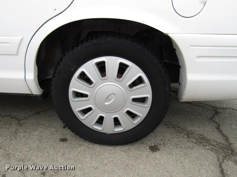 image for item DB6799 2006 Ford Crown Victoria Police Interceptor