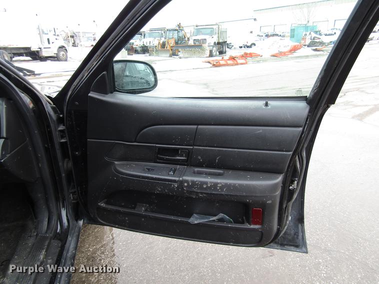 image for item DB6801 2011 Ford Crown Victoria Police Interceptor