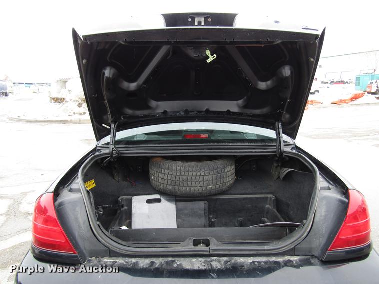 image for item DB6801 2011 Ford Crown Victoria Police Interceptor