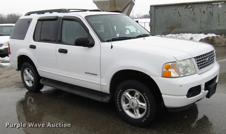 image for item DB6804 2005 Ford Explorer SUV