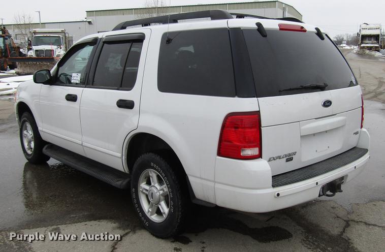 image for item DB6804 2005 Ford Explorer SUV