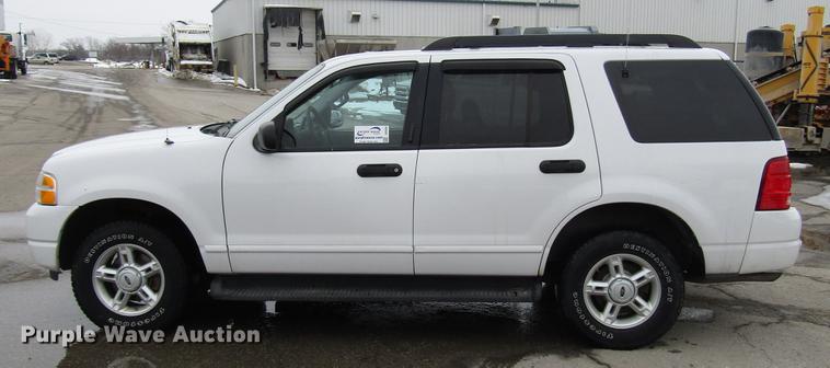 image for item DB6804 2005 Ford Explorer SUV