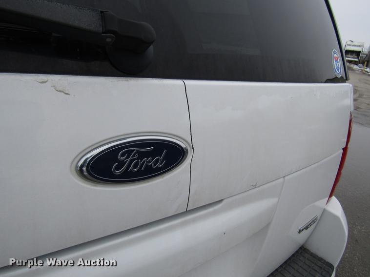 image for item DB6804 2005 Ford Explorer SUV
