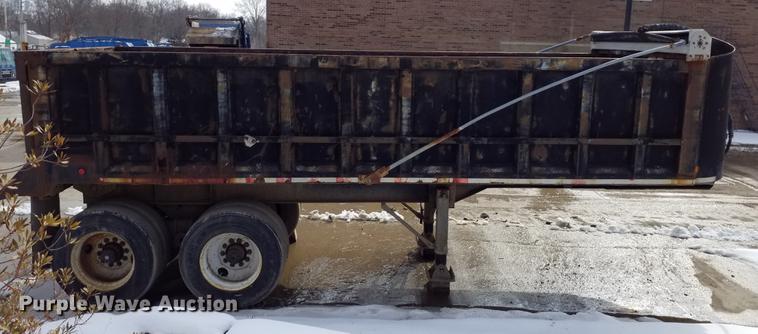 image for item DB6826 1992 Schien 246D end dump trailer