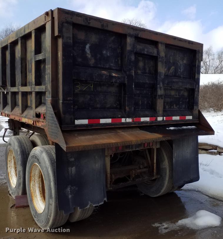image for item DB6826 1992 Schien 246D end dump trailer
