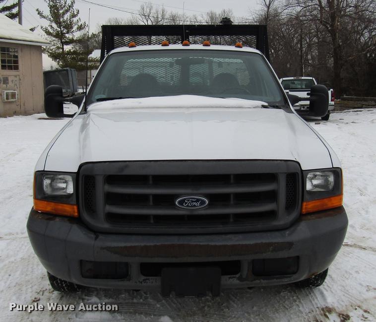 image for item DB6830 1999 Ford F350 Super Duty flatbed pickup truck